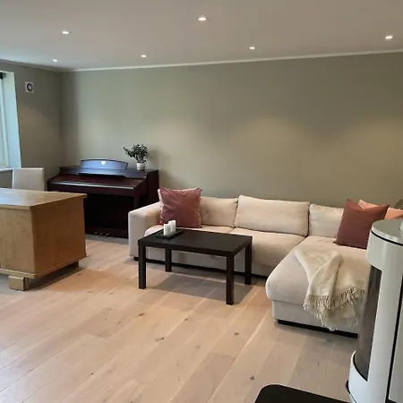 Bright Near Metro And Nature, 15 Min From Centre Apartment Oslo